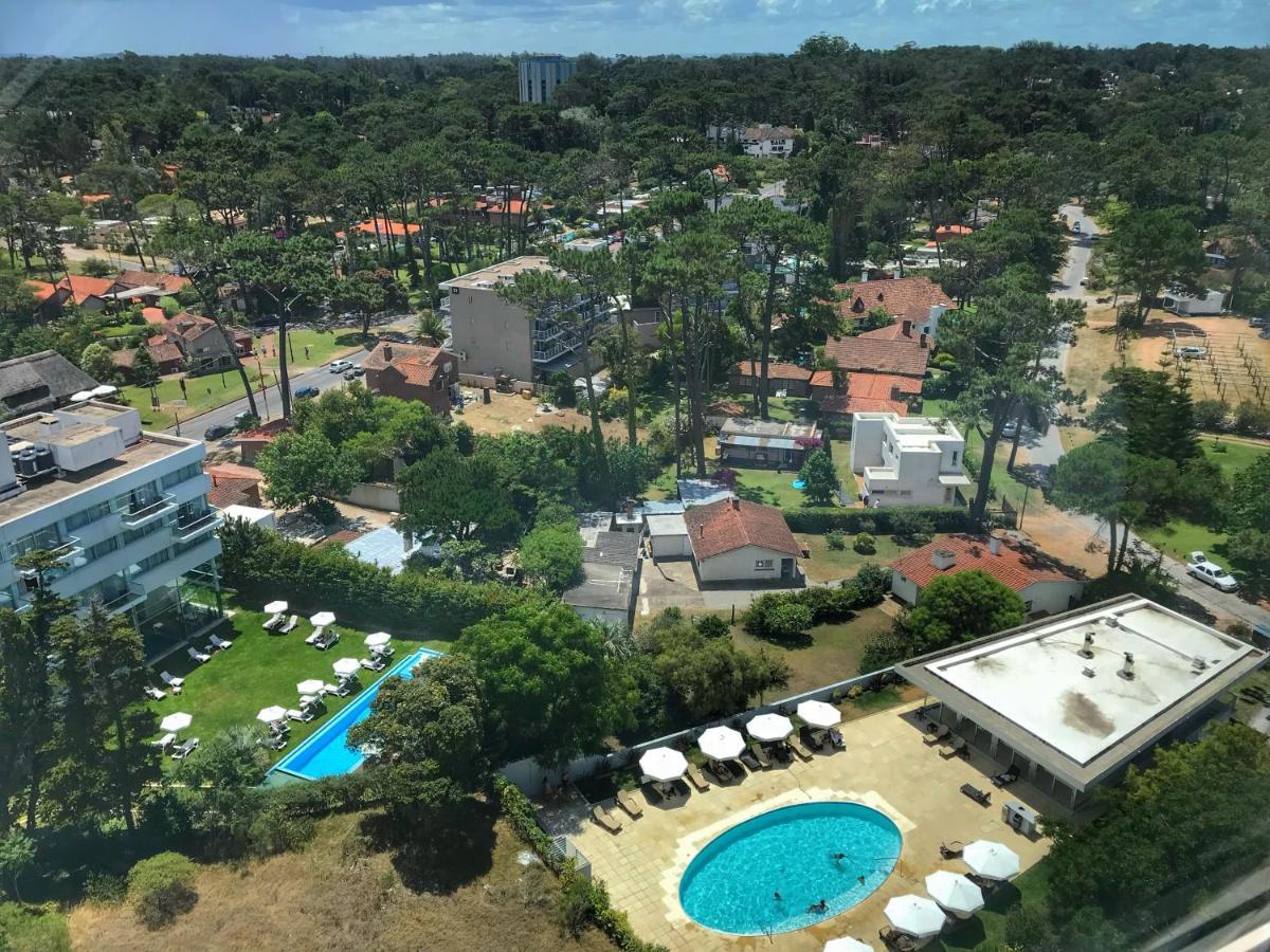 Apartamentos Torre Tressesenta 埃斯特角城 外观 照片