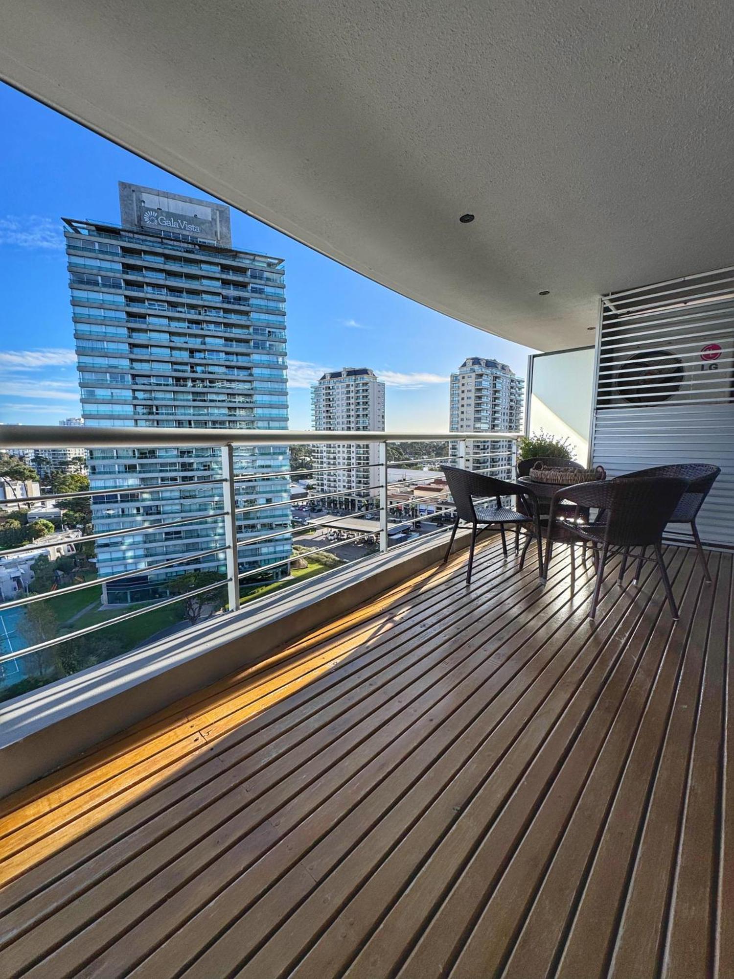 Apartamentos Torre Tressesenta 埃斯特角城 客房 照片