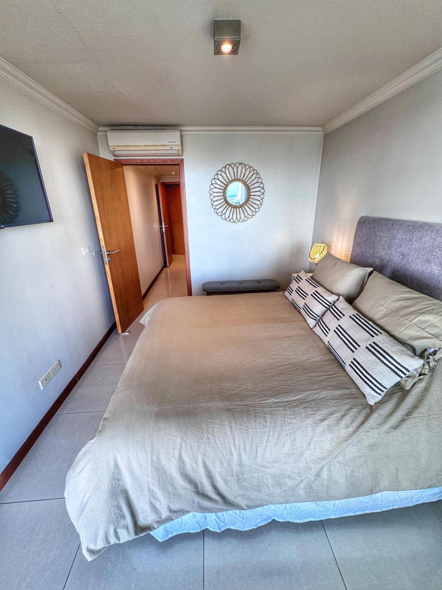 Apartamentos Torre Tressesenta 埃斯特角城 客房 照片