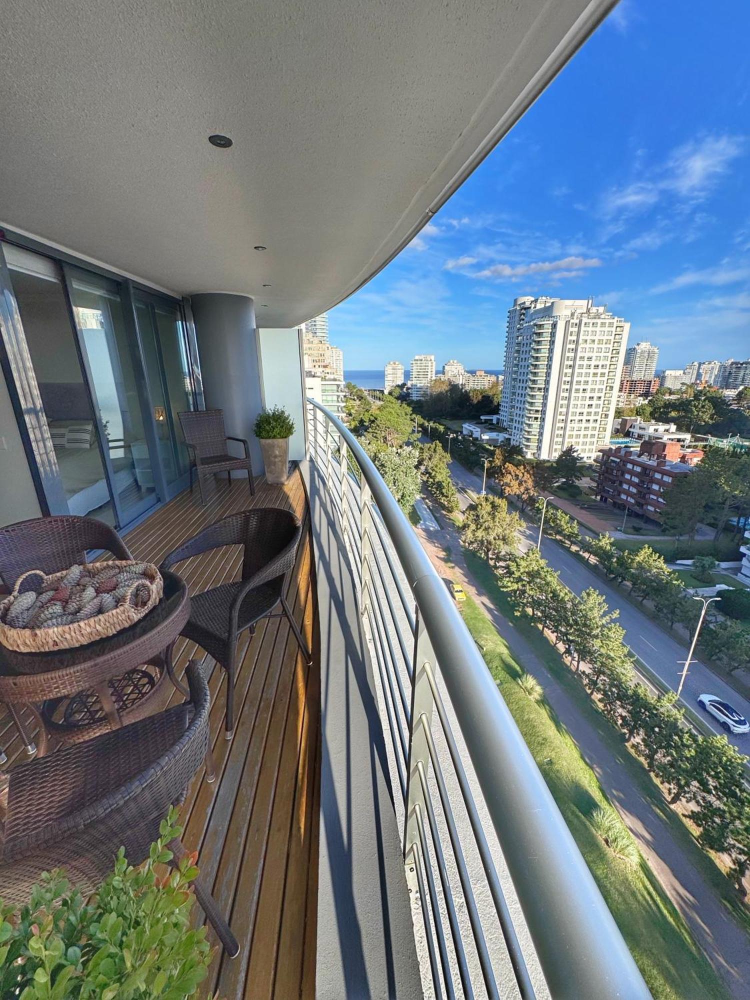 Apartamentos Torre Tressesenta 埃斯特角城 客房 照片