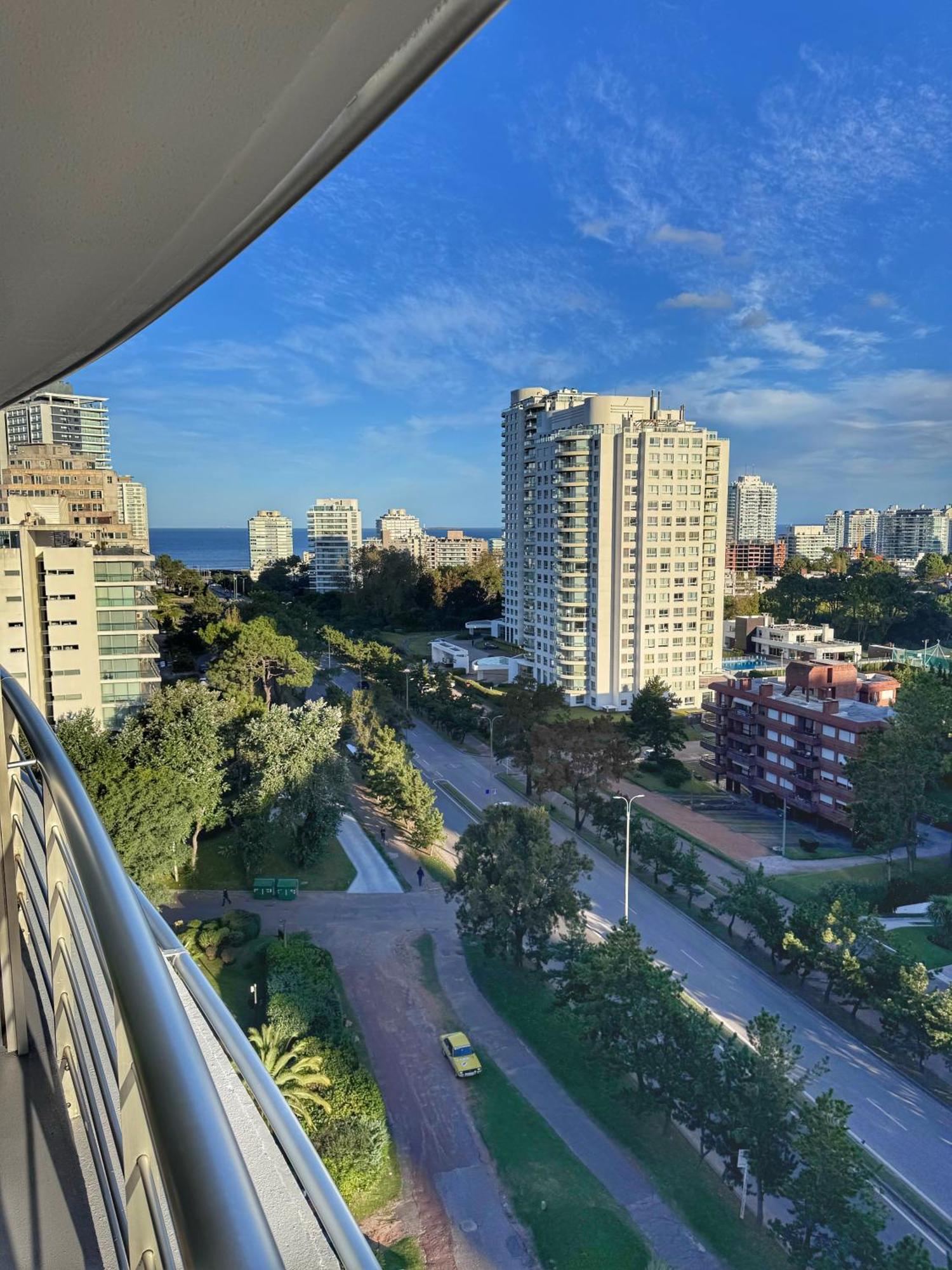 Apartamentos Torre Tressesenta 埃斯特角城 客房 照片