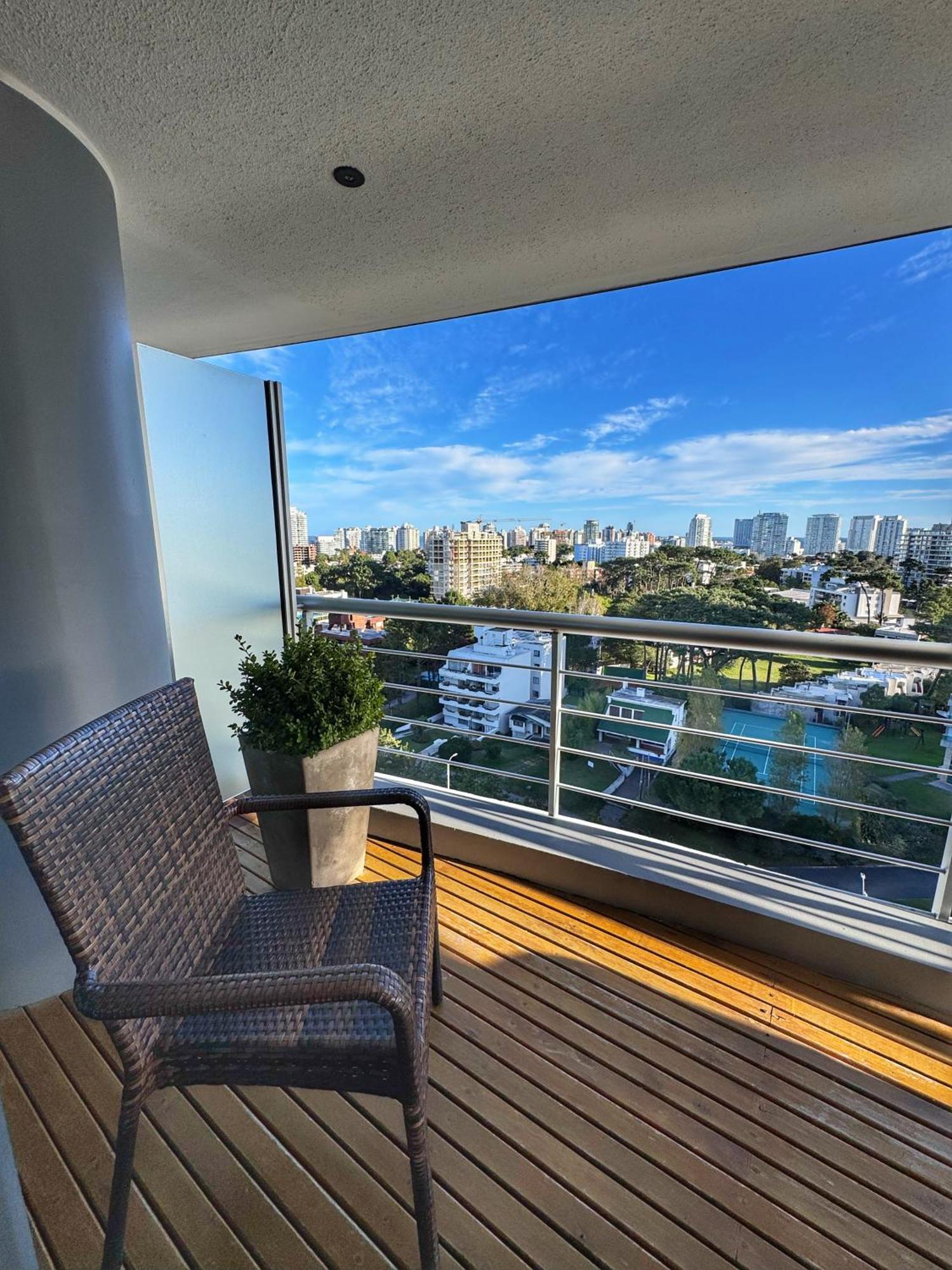 Apartamentos Torre Tressesenta 埃斯特角城 客房 照片