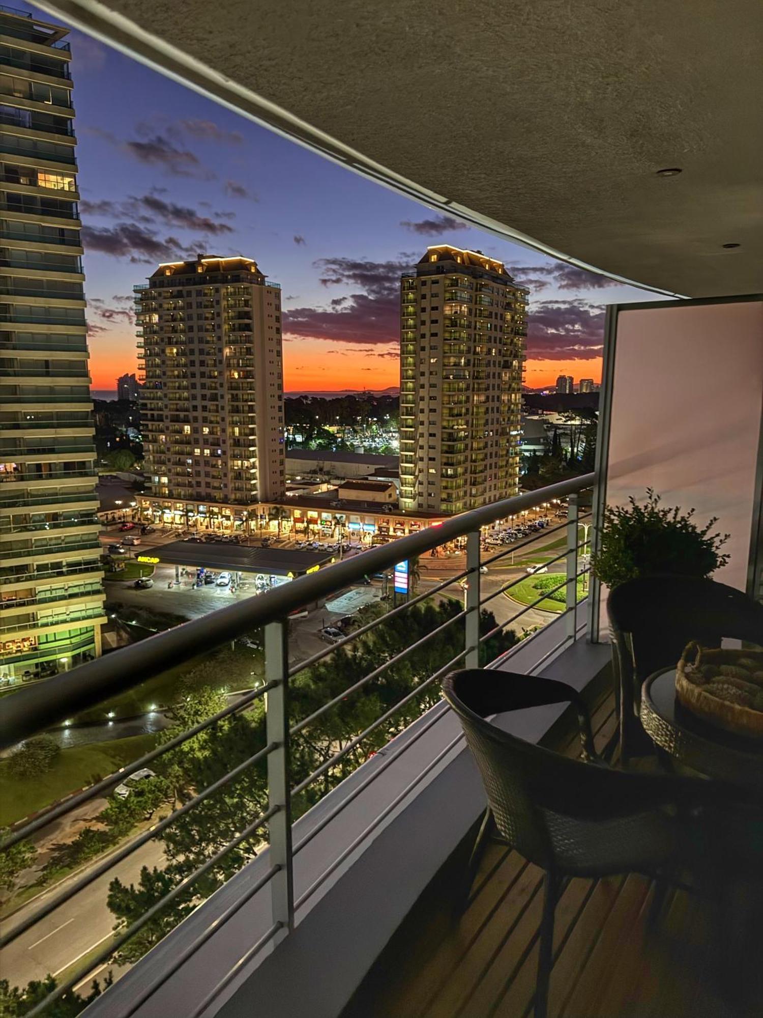 Apartamentos Torre Tressesenta 埃斯特角城 客房 照片