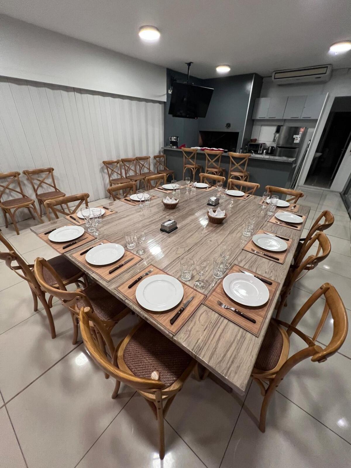 Apartamentos Torre Tressesenta 埃斯特角城 外观 照片