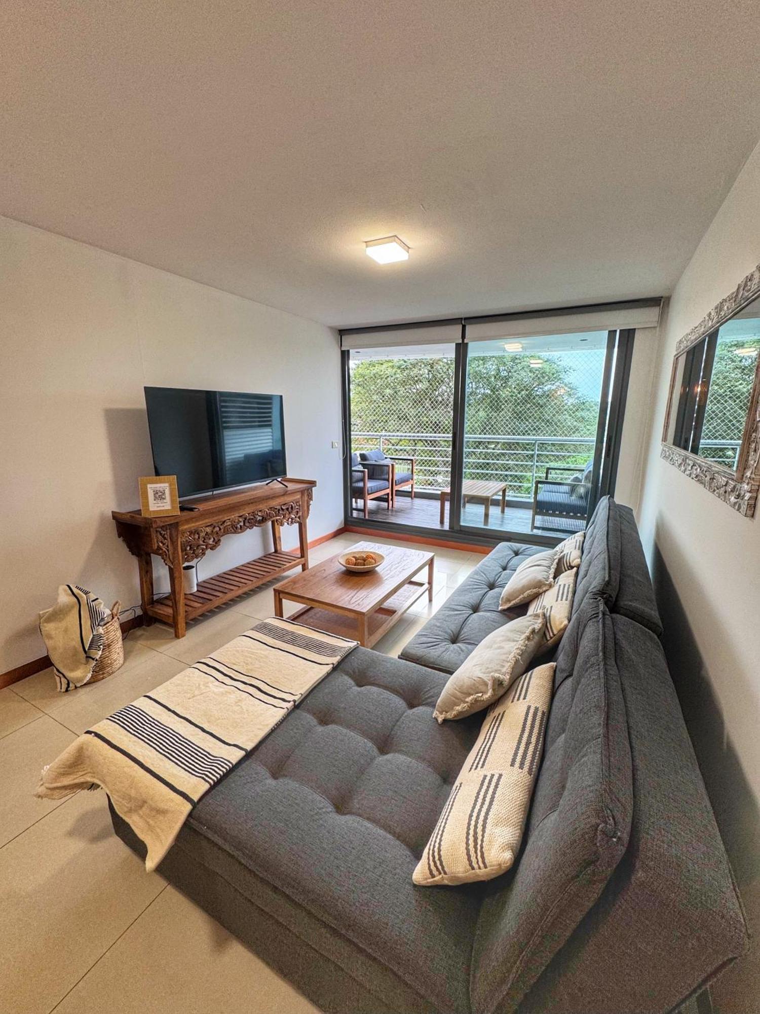 Apartamentos Torre Tressesenta 埃斯特角城 外观 照片